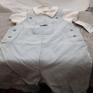 Carters Baby Boy 2 Piece Shortall Set Size 12M NWT
